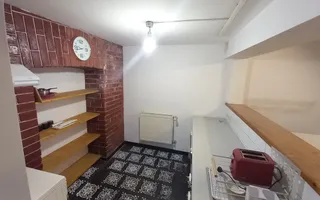 Apartament la casă | Decomandat | 100 MPU | Central - Poză 12