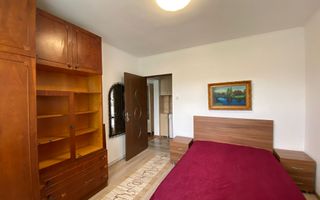 Apartament cu 2 camere, cu view superb, situat central - Poză 3