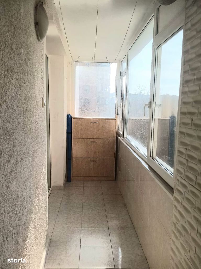 Vanzare apartament luminos de 2 camere in Titan,  1 min.  de metrou - Poză 1
