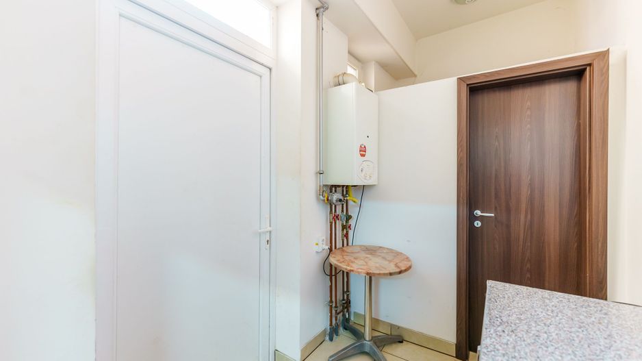 Spațiu comercial pe mal zona 300vMicălaca - Poză 10