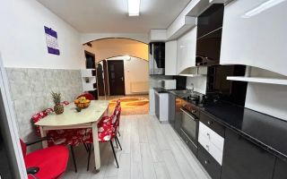 La cheie, cu doua balcoane, gata sa devina noul tau "acasa" - Poză 5