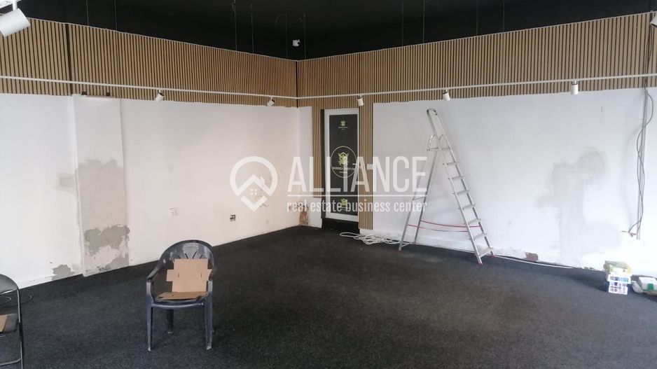 SPATIU COMERCIAL de inchiriat  - STEFAN CEL MARE (COD10) - Poză 4