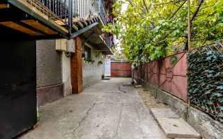 Șansă pentru familie mare apartament la casă, cu teren, Bujac. - Poză 10