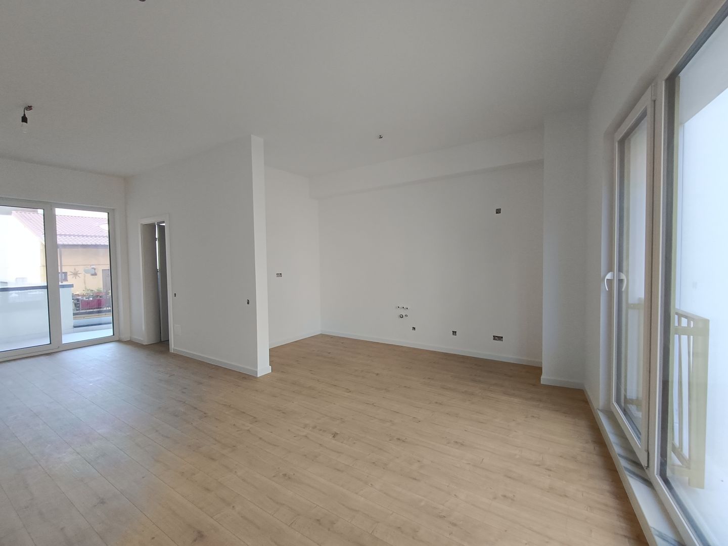 Apartament 2 camere FINISAT | zona Centrala | Comision 0% - Poză 2