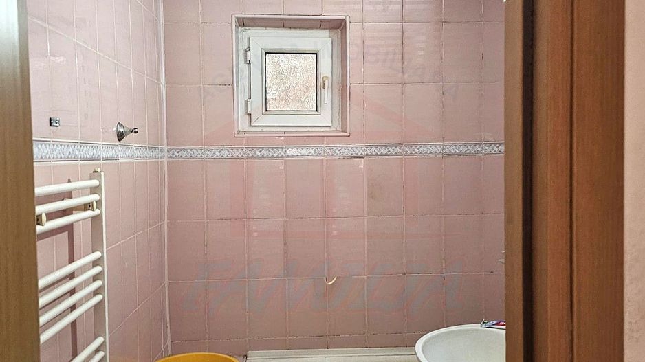 Apartament cu 2 camere decomandate, Mazepa – Etaj 2 - Poză 2