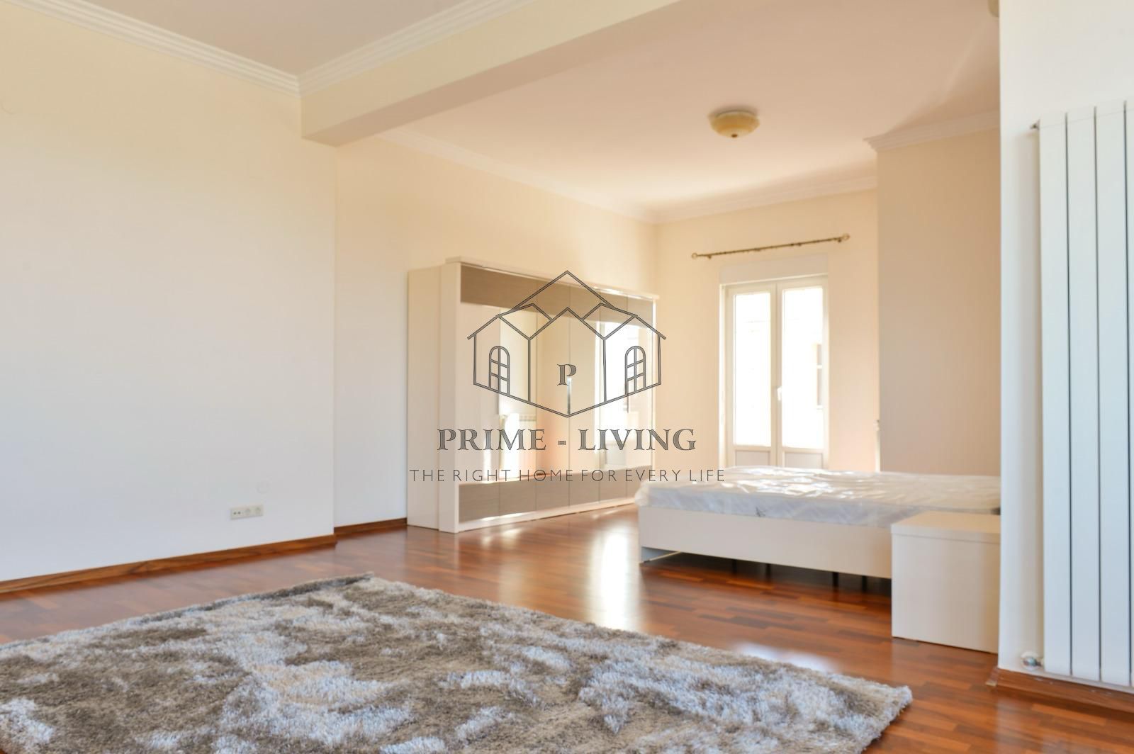 VILA DE LUX CU 6 DORMITOARE SI PISCINA + 800 MP CURTE LA INCHIRIRE - Poză 11