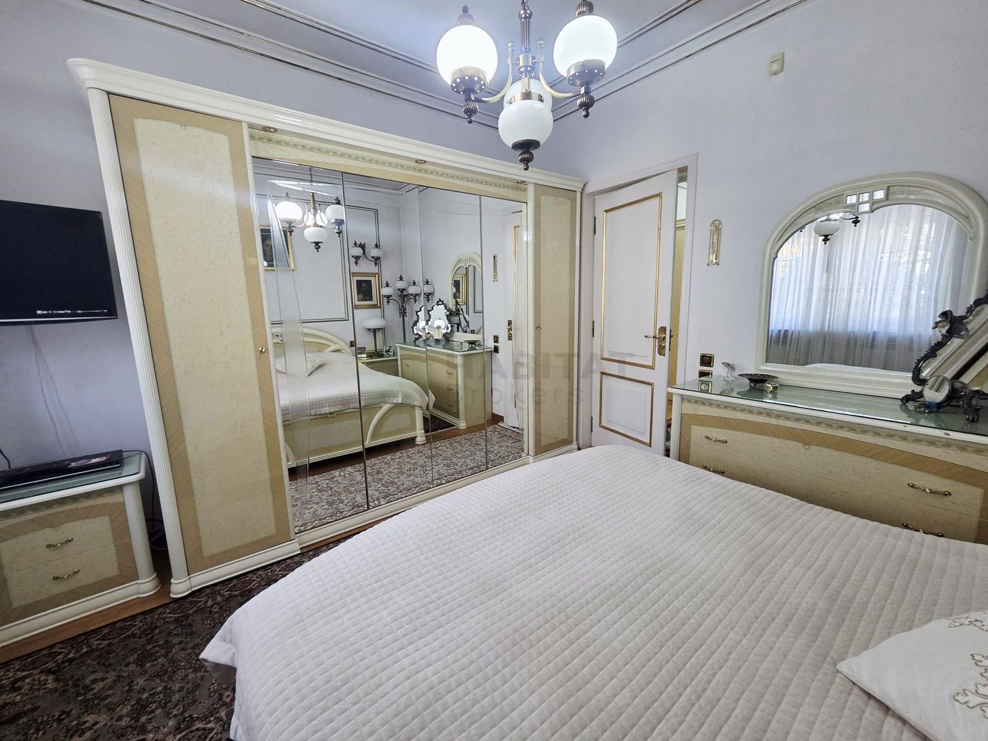 REȘEDINȚĂ DE EXCEPȚIE ÎN OTOPENI | 2.800 MP TEREN | ELEGANȚĂ, ARTĂ ȘI INTIMITATE - Poză 42
