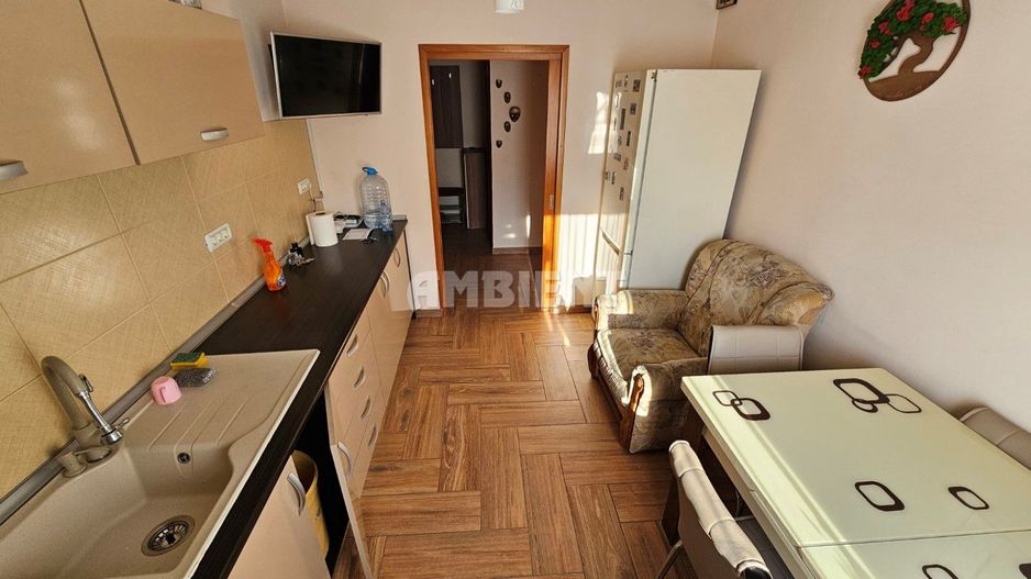 Apartament 3 camere, mobilat si utilat, zona CENTRU; - Poză 4