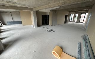 Cladire de birouri  Central pretabil activități medicale - Poză 15