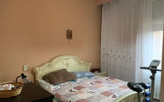 Casa versatila   P+E+M in zona  isorica Sinaia - Poză 8