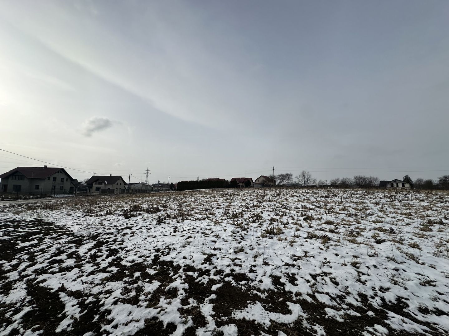 Teren intravilan | 61 ari | Parcelabil | Radauti - Poză 3