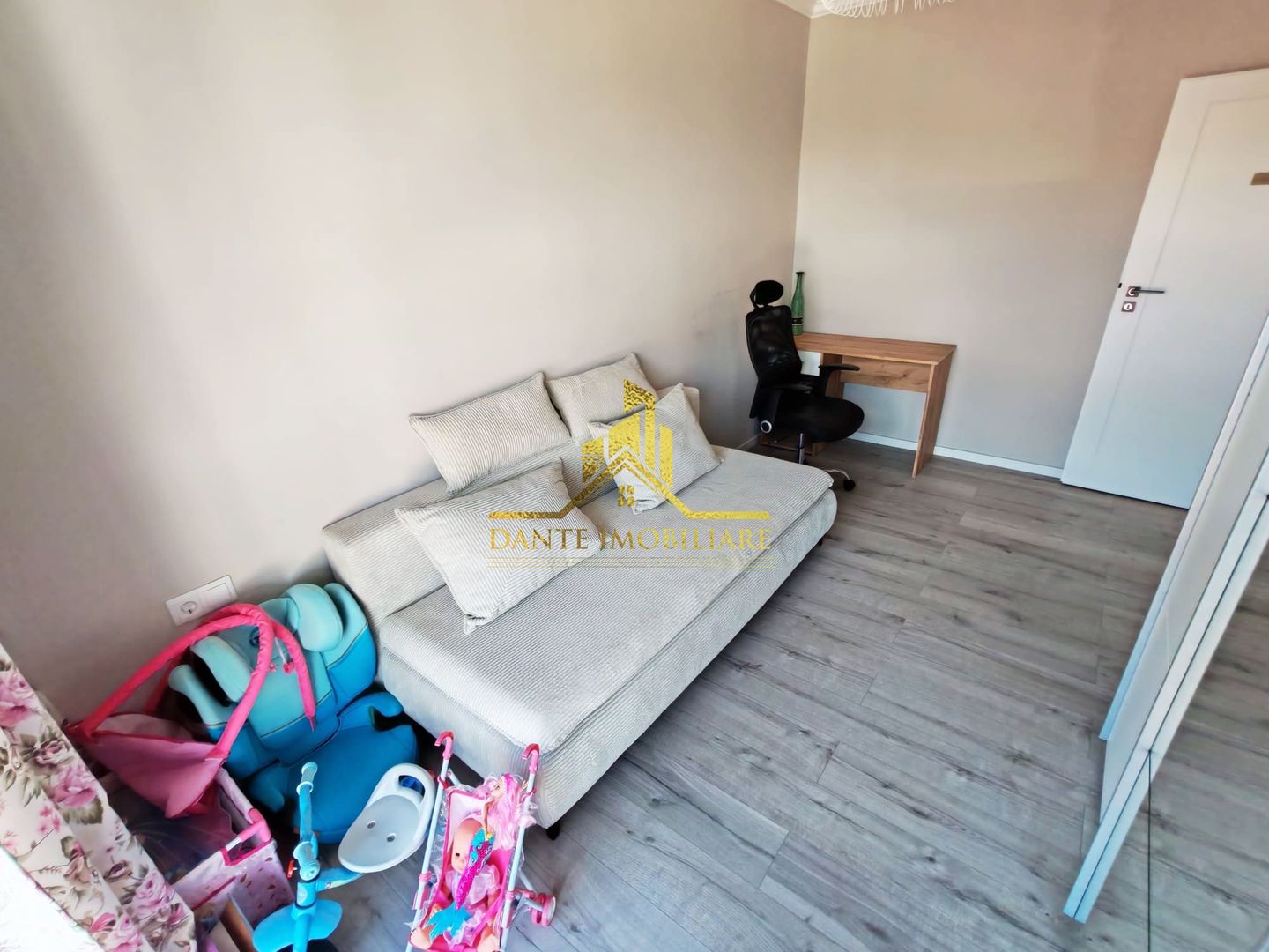 3 camere, TOTUL NOU, premium, lux, ultrafinisat, parcare, Floresti - Poză 15