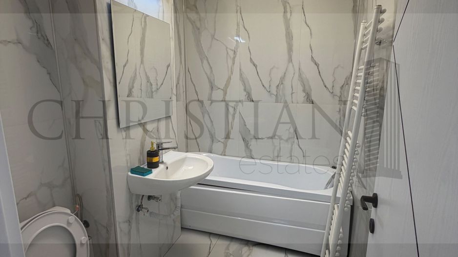 SPATIU COMERCIAL  - Exigent Plaza Faza 4 - SCARA EXTERIOARA - Poză 4