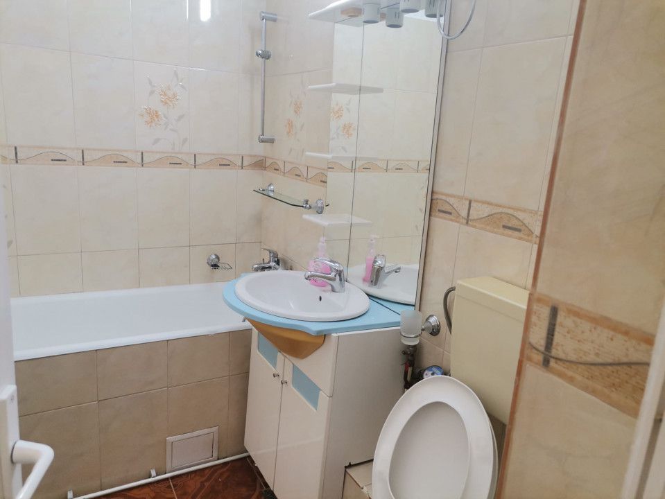 Inchiriere apartament Frati Golesti - Mc Donalds - Poză 10