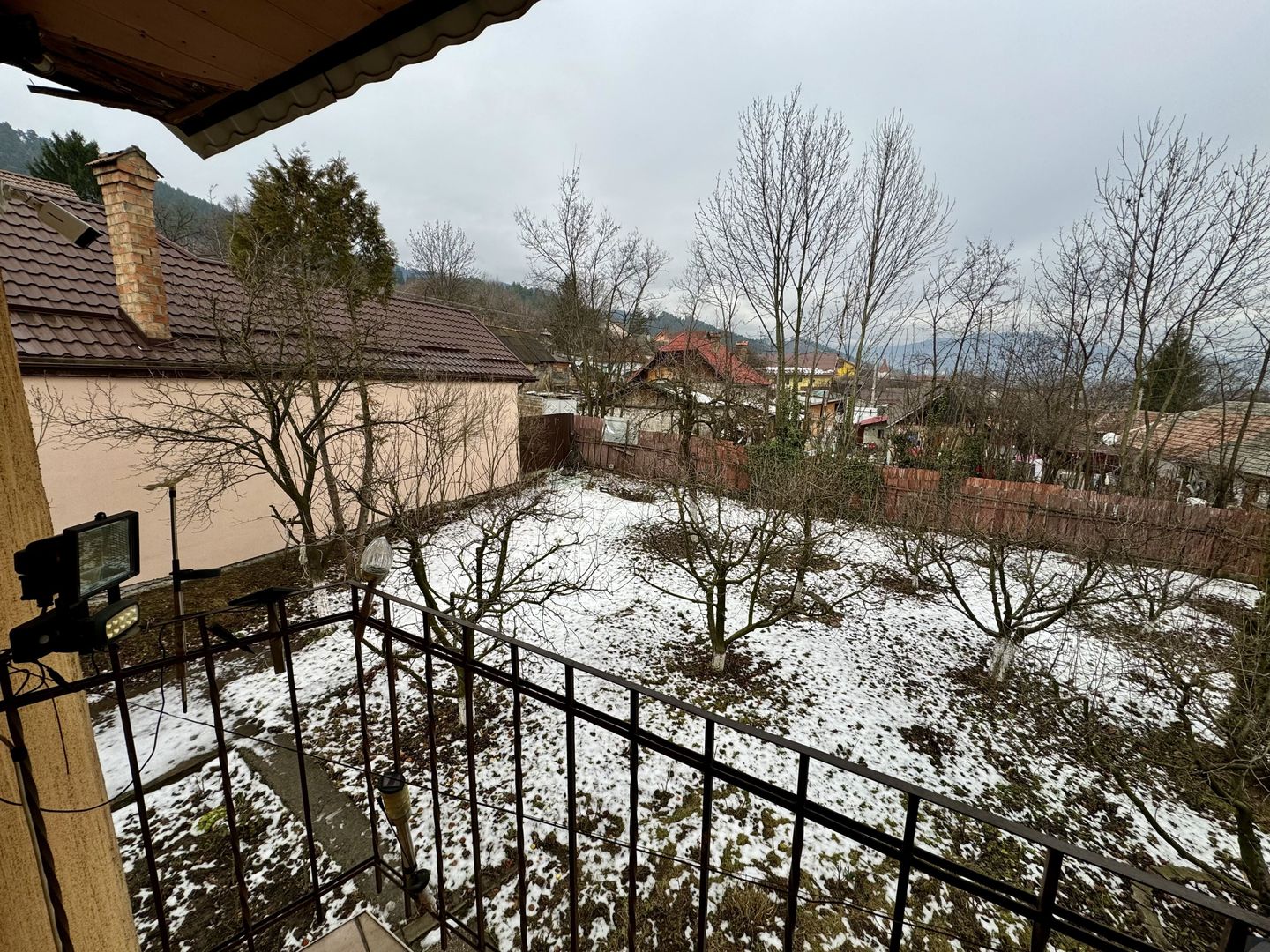 Casă individuală de vânzare în Săcele | Teren 781 mp | 3 Dormitoare - Poză 22