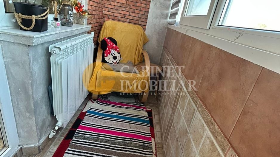 3 CAMERE DECOMANDAT--2 BAI--ETAJ INTERMEDIAR--RENOVAT--MOBILAT+UTILAT - Poză 9