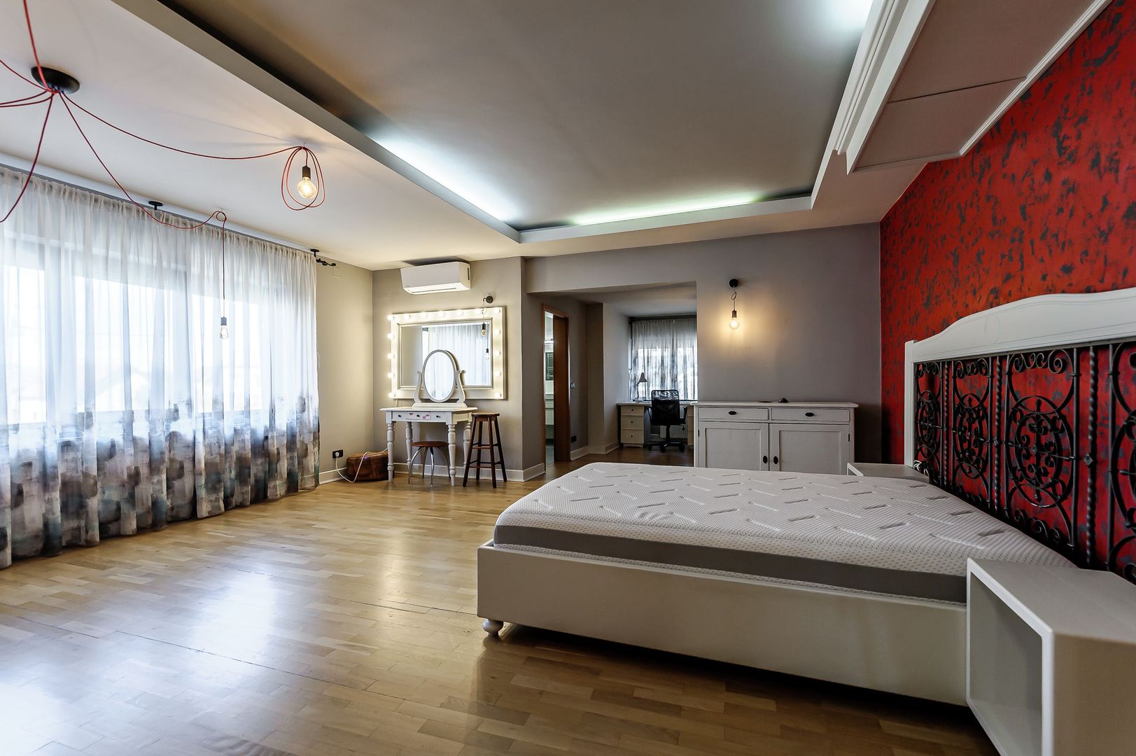 Vilă unică în Părneava - Poză 6