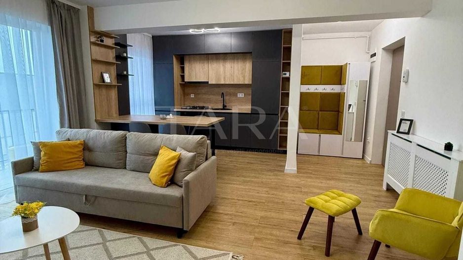 Apartament de vanzare - Poză 3