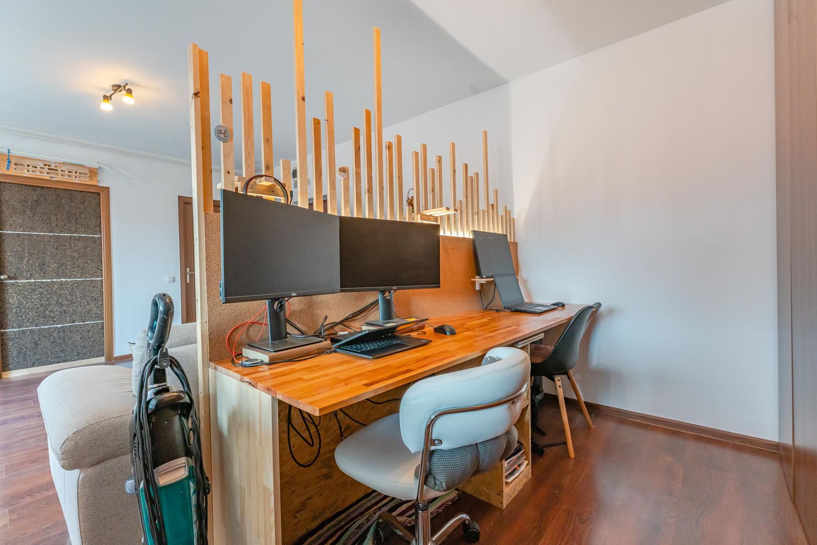 Apartament 2 camere mobilat si loc de parcare in Tractorul - Poză 6