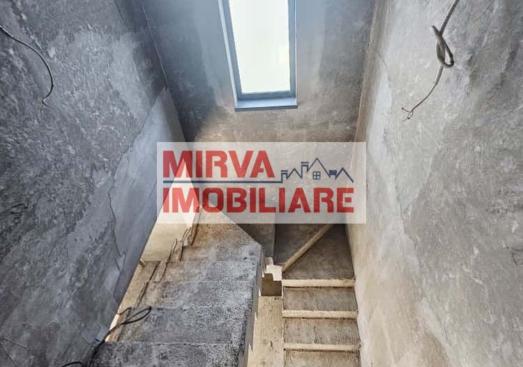 🏡 Vilă luminoasă, 4 camere, cu teren generos – Com. Plopu - Poză 35