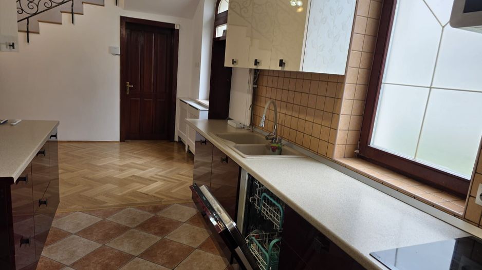 Vila de inchiriat - Poză 22