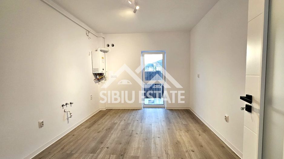 Apartament 2 camere etaj 1, decomandat clasic - Poză 5
