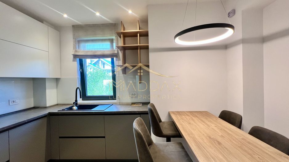 Vila LUX **5 camere**3 locuri parcare** Complex NOU//Sisesti - Poză 6