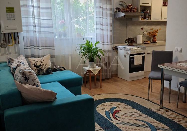 Apartament 2 camere, balcon 6 mp, garaj privat cu acces din apartament - Poză 1