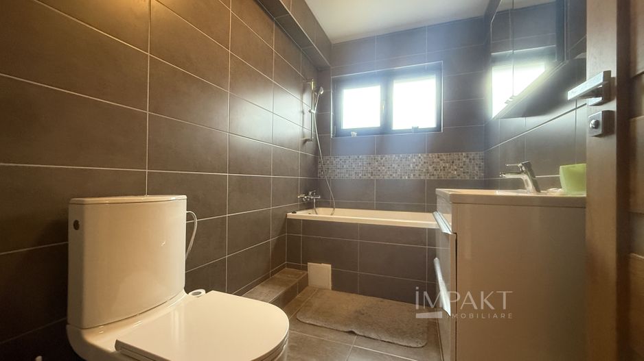 Casa tip duplex cu 4 camere la cheie in cartierul Europa - Poză 10