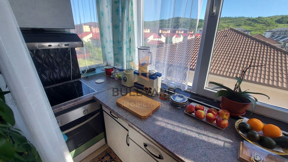 Apartament cu 3 camere, zona Terra! - Poză 10