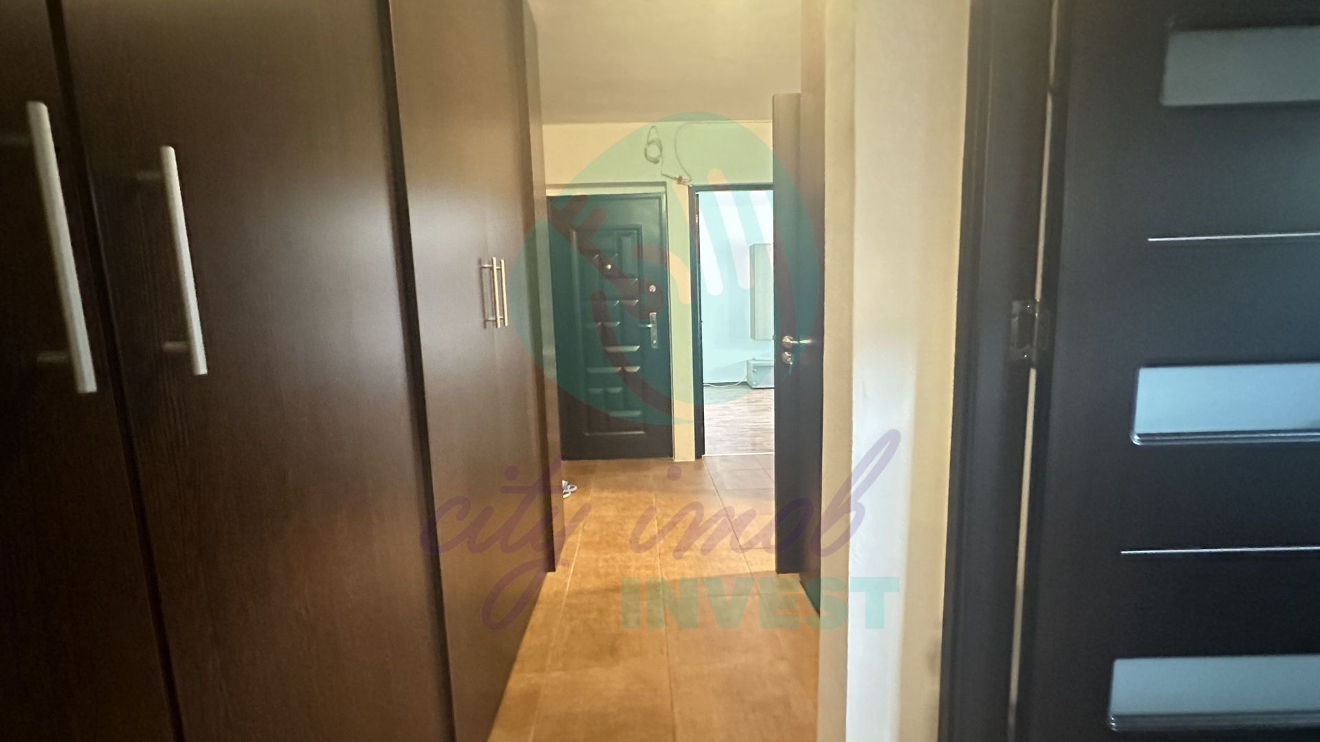 2 camere spatioase renovate in 2017 - Poză 4