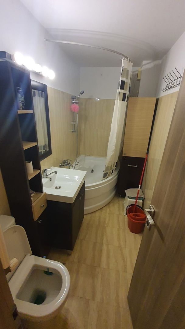 Apartament 3 camere de vânzare–complet mobilat, pe Str. Novaci/13 Sept - Poză 13