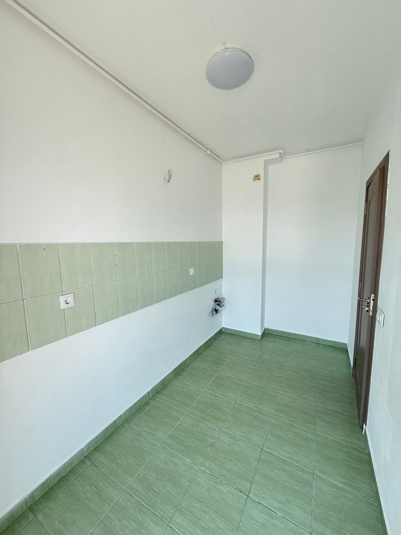 De vanzare garosniera cu vedere panoramica, Titan - Răsărit de Soare - Poză 5