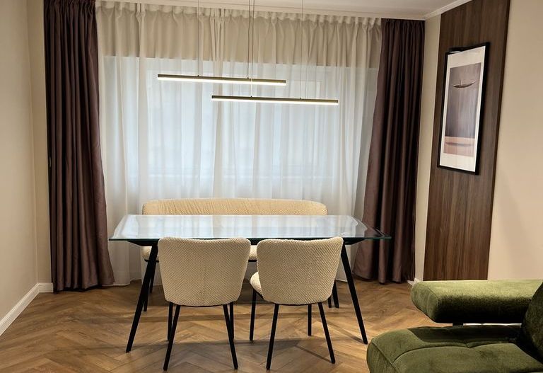 Inchiriere apartament 4 camere vedere parc - Poză 3