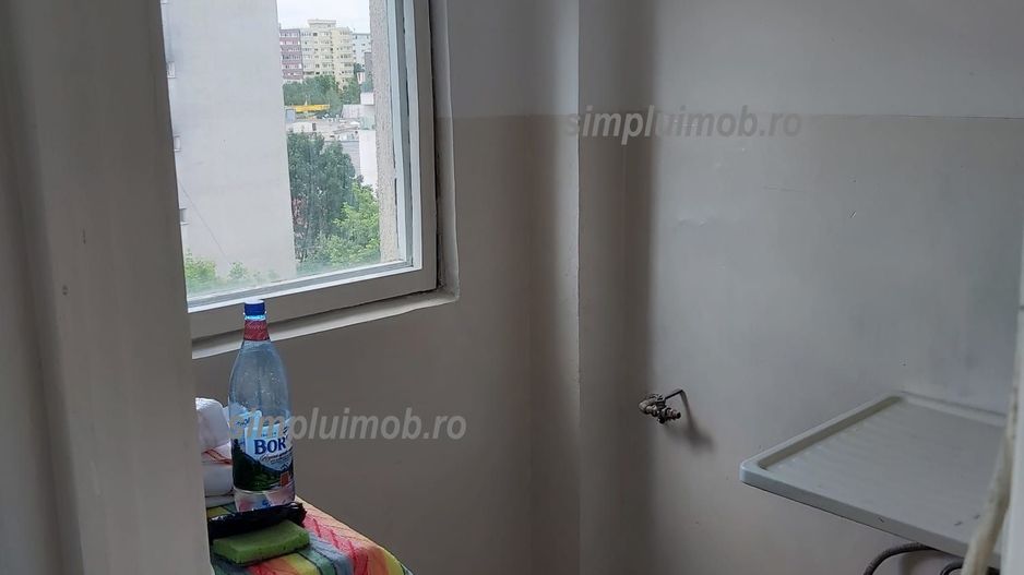 Dristor Garsoniera Nemobilata Aproape de Metrou - Poză 7