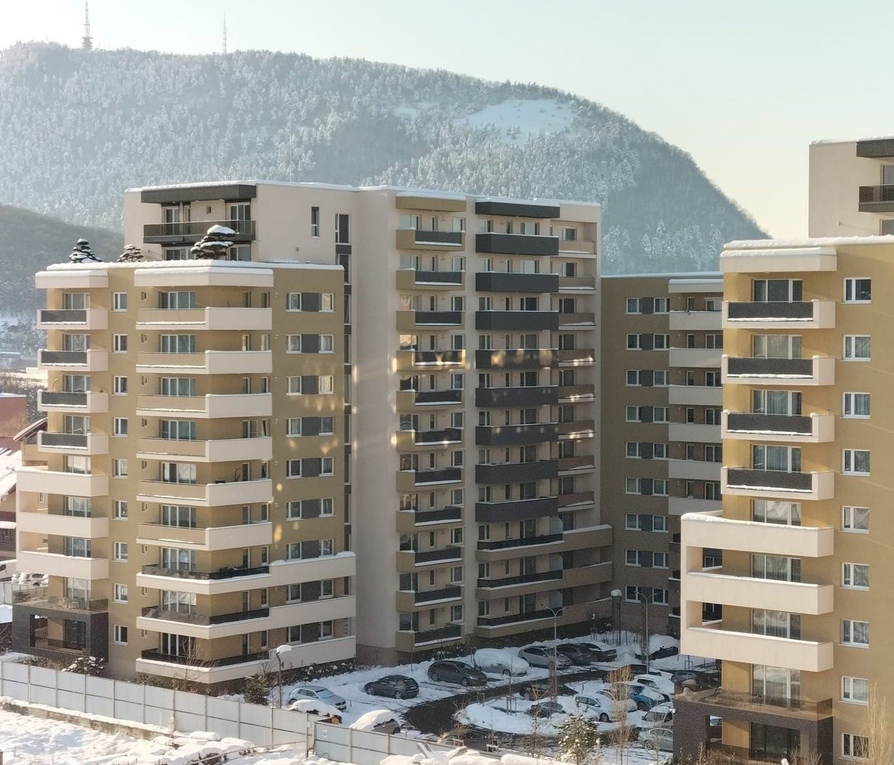 Apartament 2 camere nemobilat  Urban Plaza - Poză 5