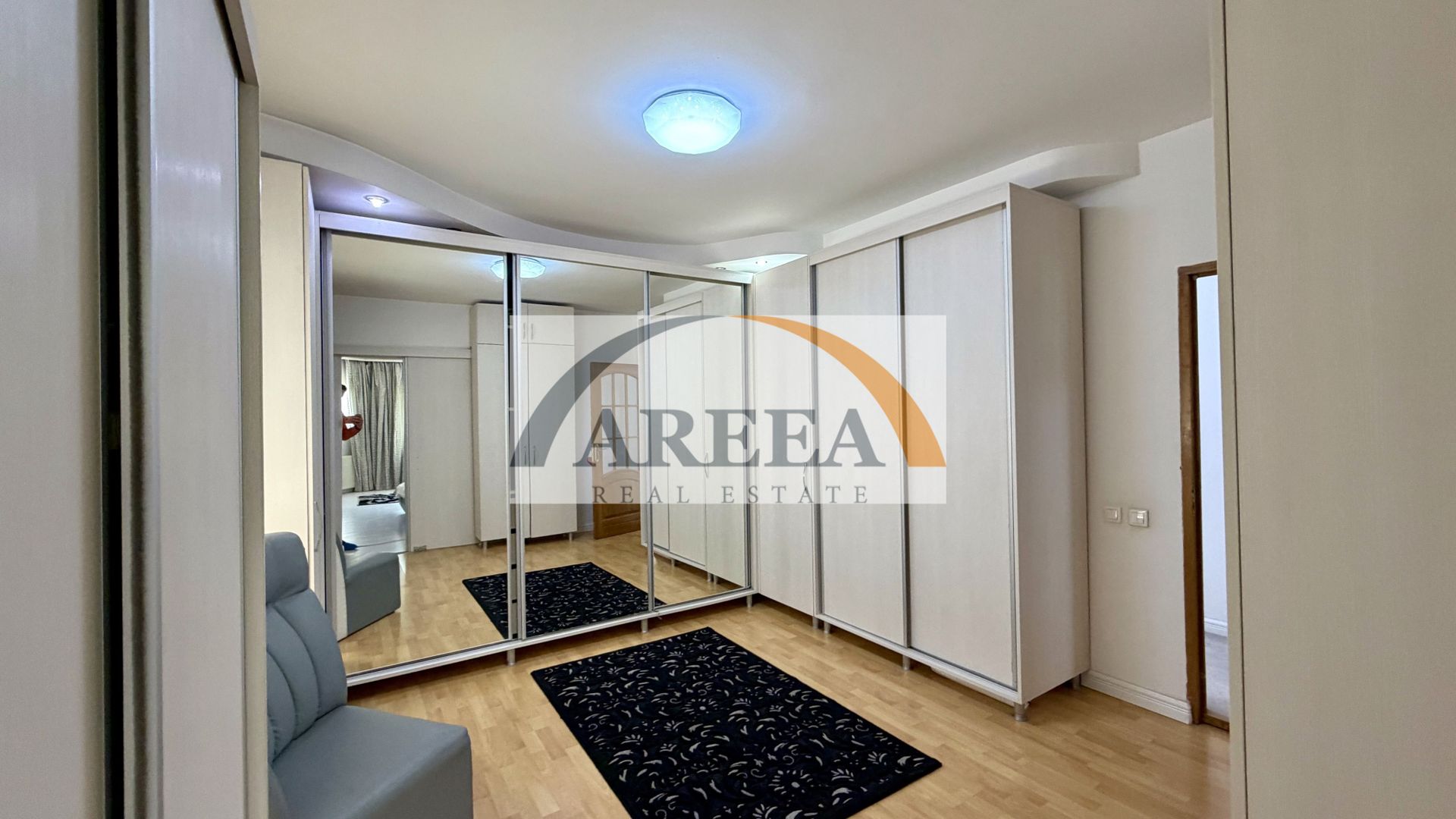 VILA ELEGANTA - 350 mp - D+P+E+M - METROU APARATORII PATRIEI - Poză 7