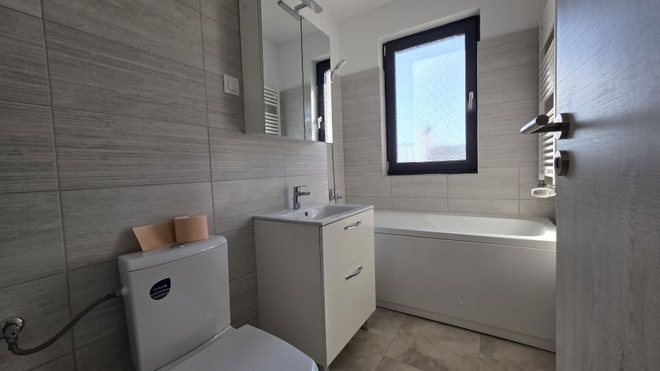 Apartament 2 camere Pipera Rond OMV Pipera Plaza loc parcare subteran - Poză 5