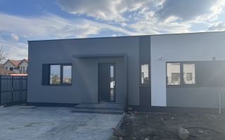 Casa parter Dumbravita - Poză 8