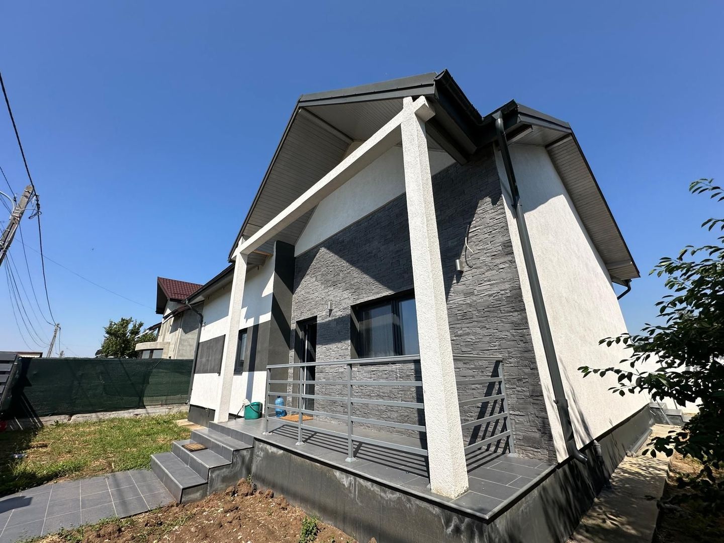 Vila individuala Mogosoaia curte 300 mp - Poză 1