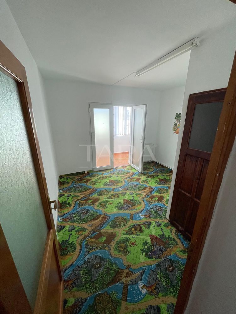 Apartament versatil– ideal pentru locuință sau spațiu comercial. - Poză 6