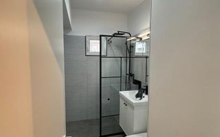 Apartament 2 camere decomandat, renovat complet, parcare, fără risc seismic - Poză 9