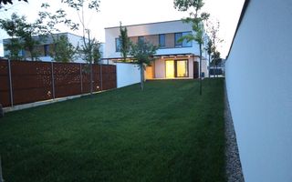 Un camin diferit , gandit pentru nevoile tale. - Poză 1