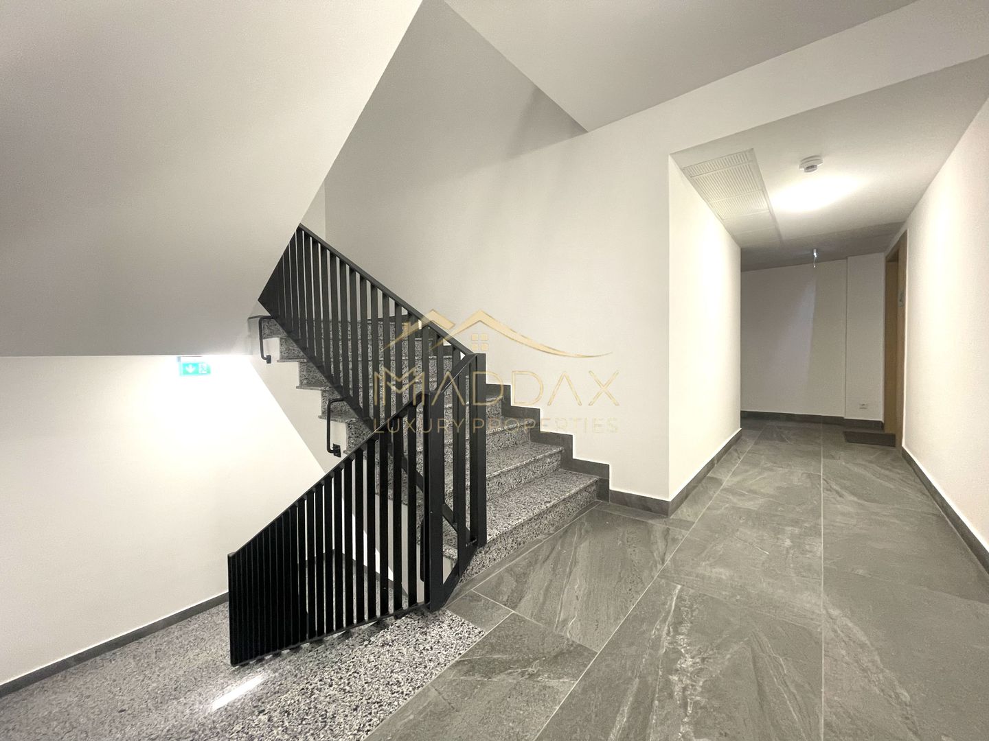 Apartament 2 camere_LUX_107.4 mp**Terasa de 45 mp//Mogosoaia - Poză 21