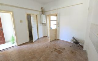 De Vânzare Casă 2 camere P-ȚA Mică - Poză 4