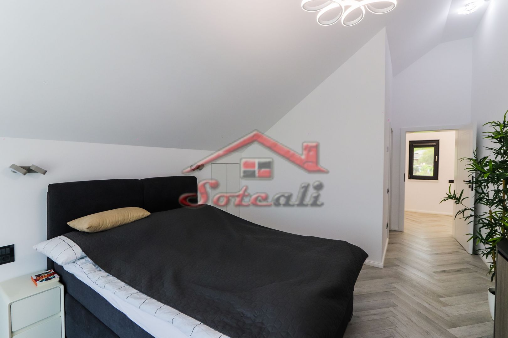 VILĂ MODERNĂ DE LUX CU PISCINĂ, FOTOVOLTAICE ȘI FOIȘOR – BREAZA - Poză 19