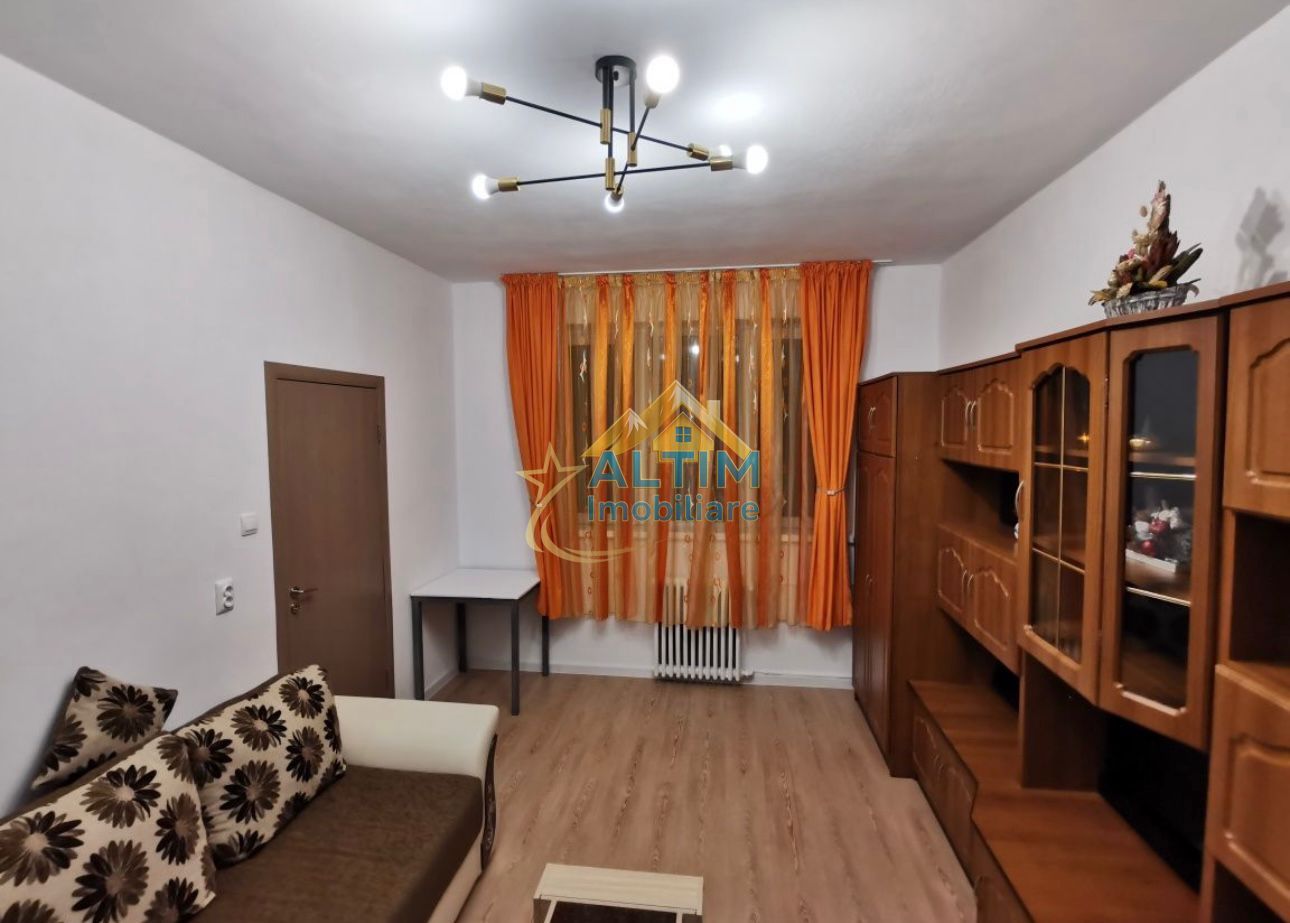 De vânzare: Apartament 2 camere, cartier Tractorul - Poză 1