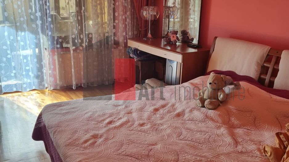 VILA PARCUL CIRCULUI - Poză 7