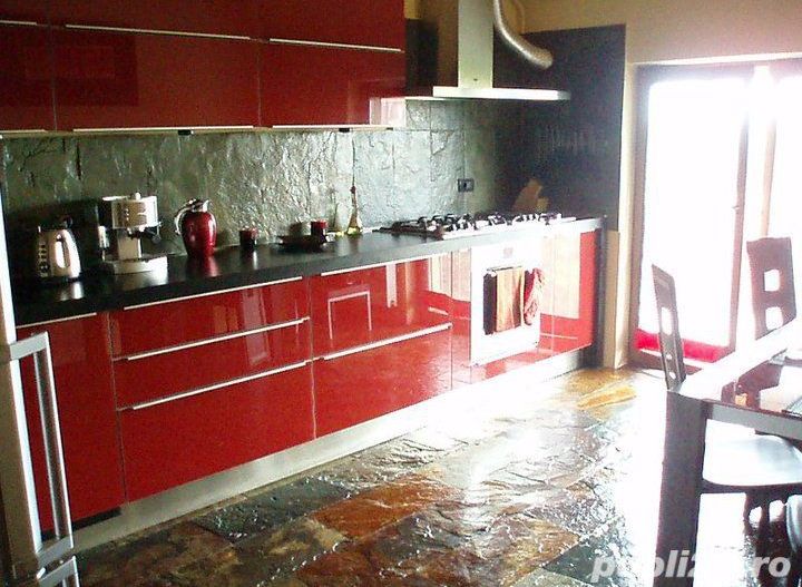 Ap. 3 camere pe 3 nivele - Poză 1