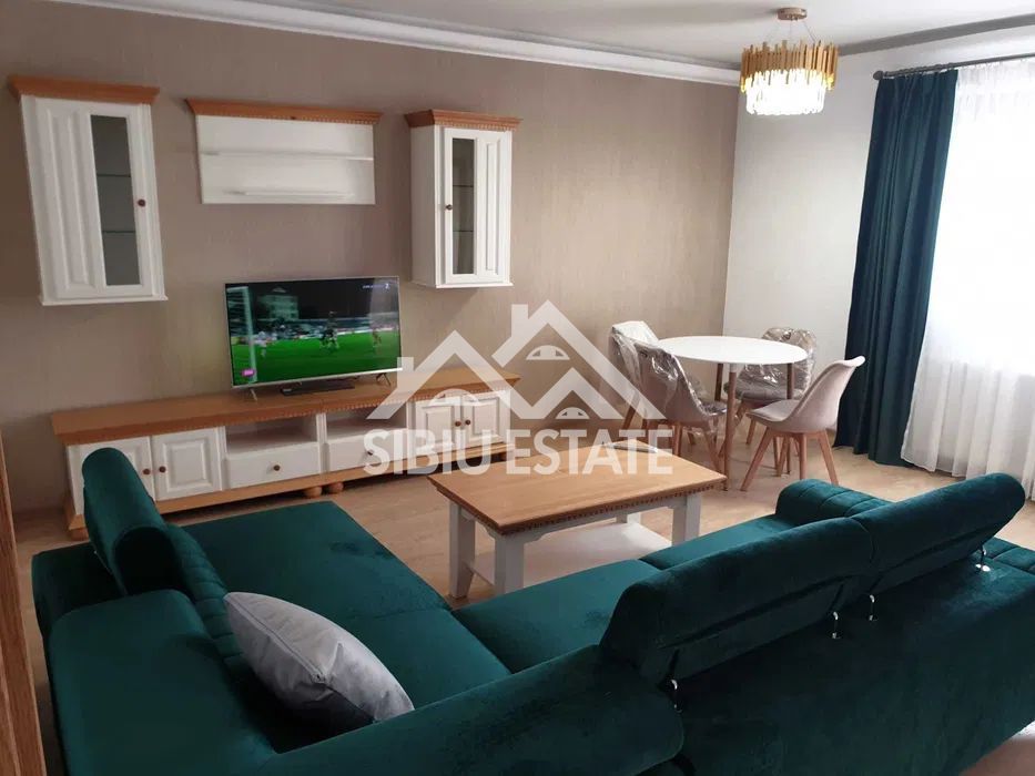 Apartament modern de inchiriat 3 camere, curte, garaj  Zona Sub Arini - Poză 1